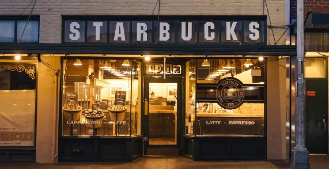 C06-Starbucks-About Us